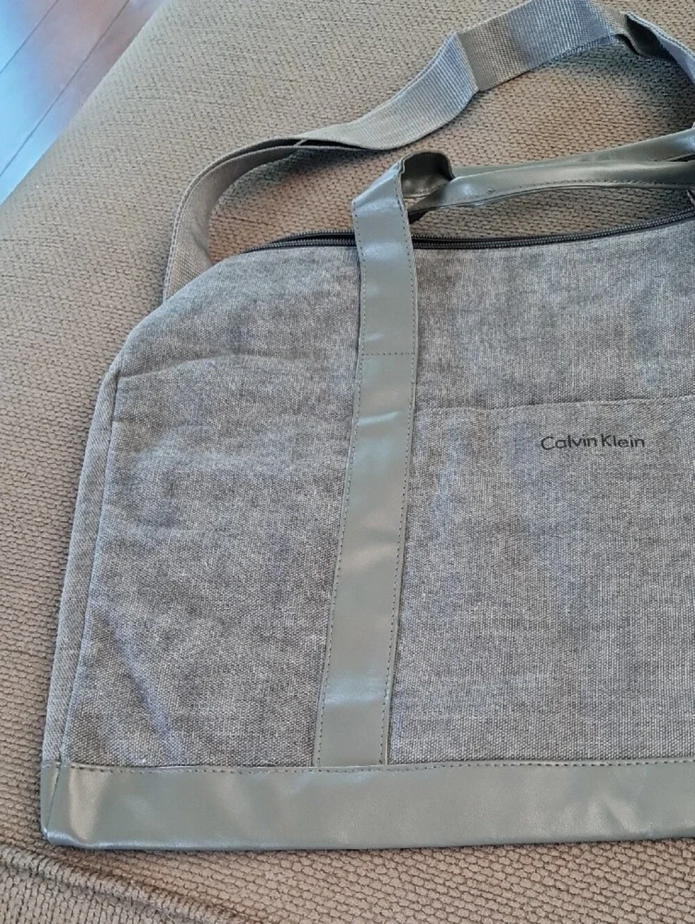 Calvin Klein Gray Men's Duffle Weekend Bag